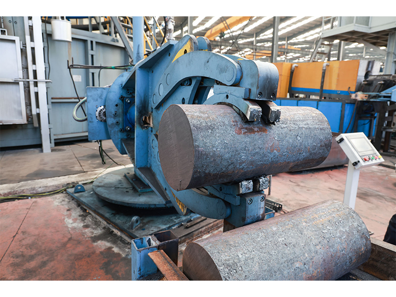 智能鍛造！給起重機裝上“無敵風(fēng)火輪”，是一種什么體驗？